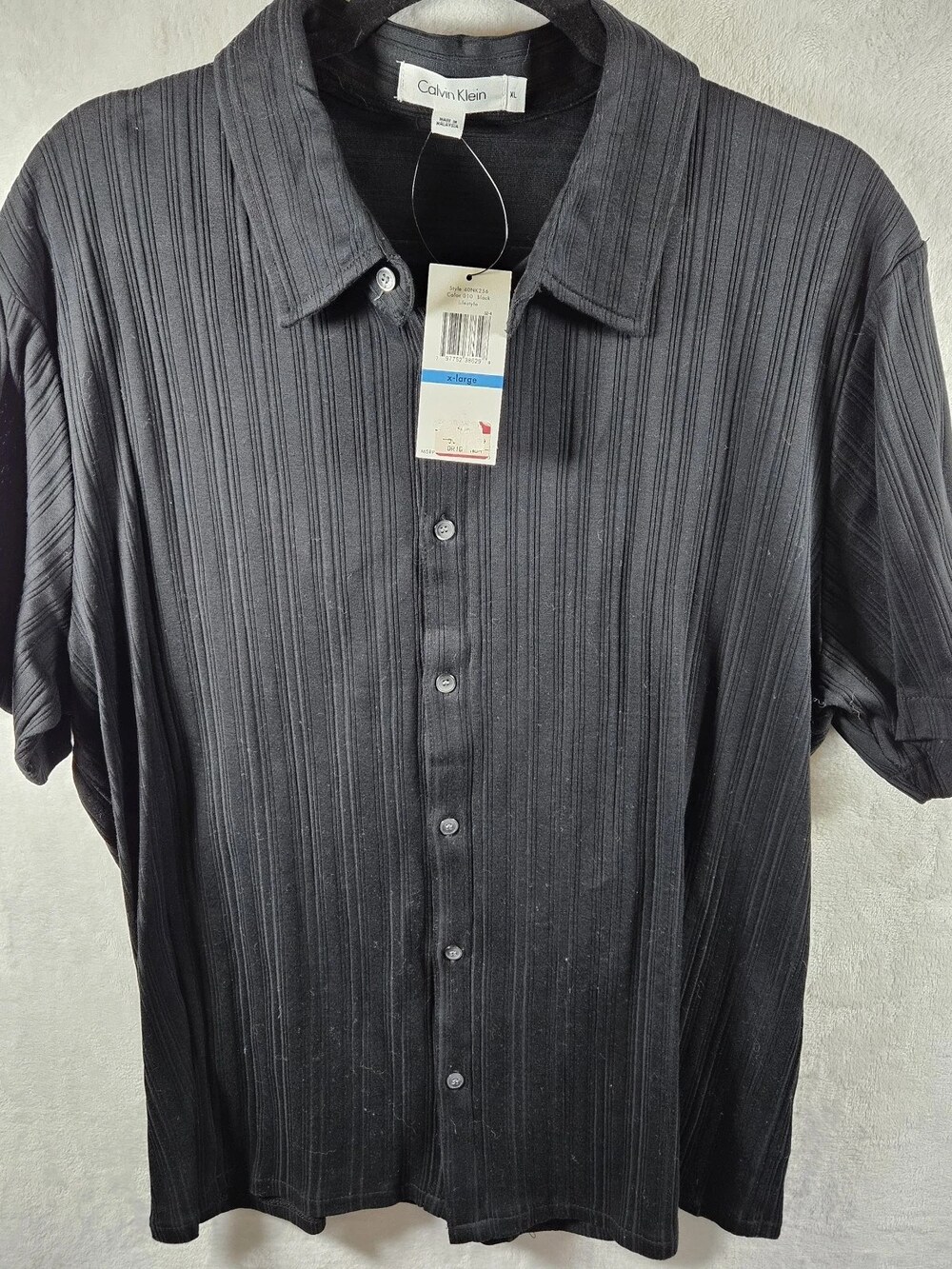 Calvin Klein Button-Down Shirt Ribbed Black Men's Size Large Travel Vacation